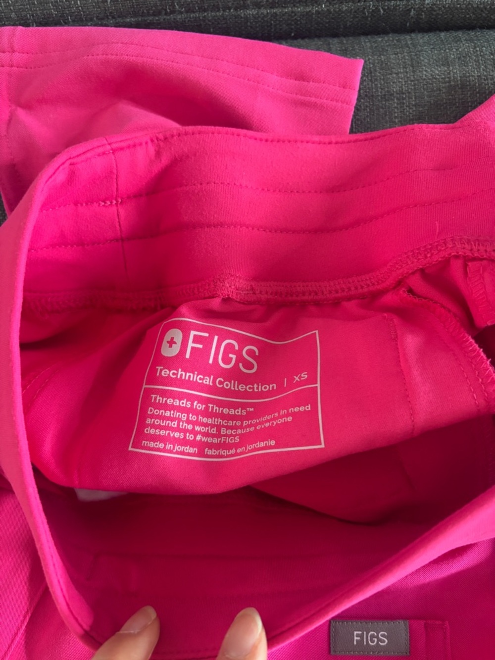 NEW FIGS Women's Shocking Pink Set Top + Bottom XS - Picture 9 of 9